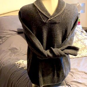Men’s sweater